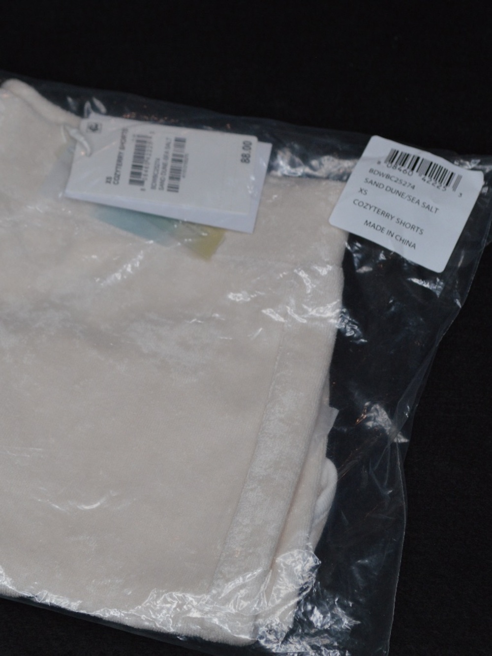 NWT Barefoot Dreams Cozy Terry Short Sand Dune/Sea Salt - Women's Size XS